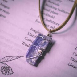 Blue kyanite pendant | Terra Spirit | Spiritual | Laser cut | Handcrafted