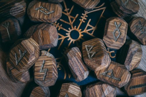 Wooden Elder Futhark runes | Terra Spirit | Spiritual | Laser cut | Handcrafted