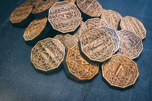 Wooden rune set | Terra Spirit | Spiritual | Laser cut | Handcrafted