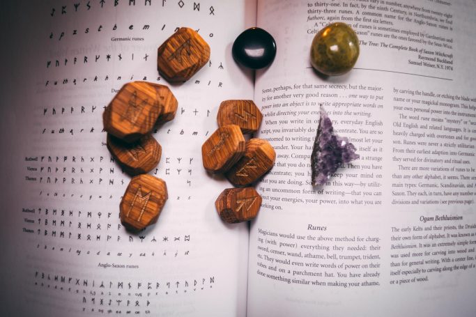 Wooden oak runes